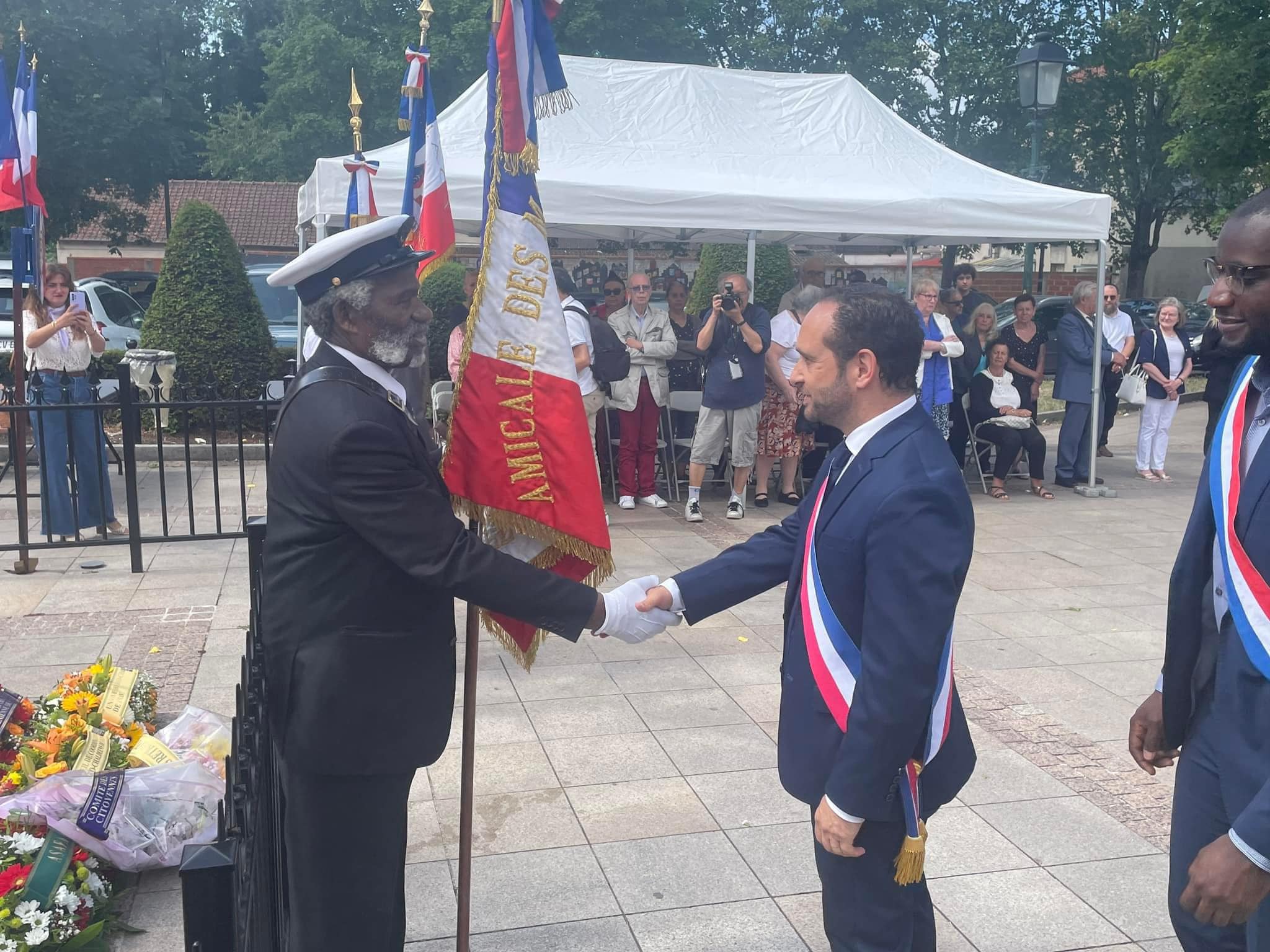 commémoration de la journée nationale à la mémoire des victimes des crimes racistes et antisémites