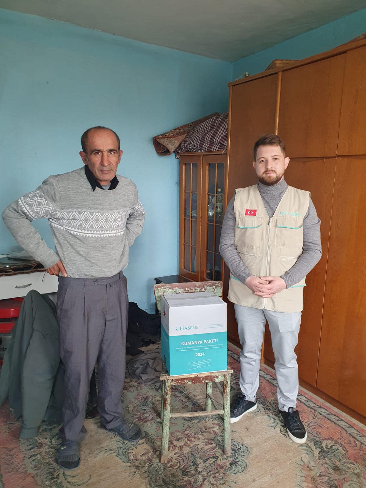 Nos Colis Alimentaires Sont Actuellement En Cours De Distribution à Travers Le Monde