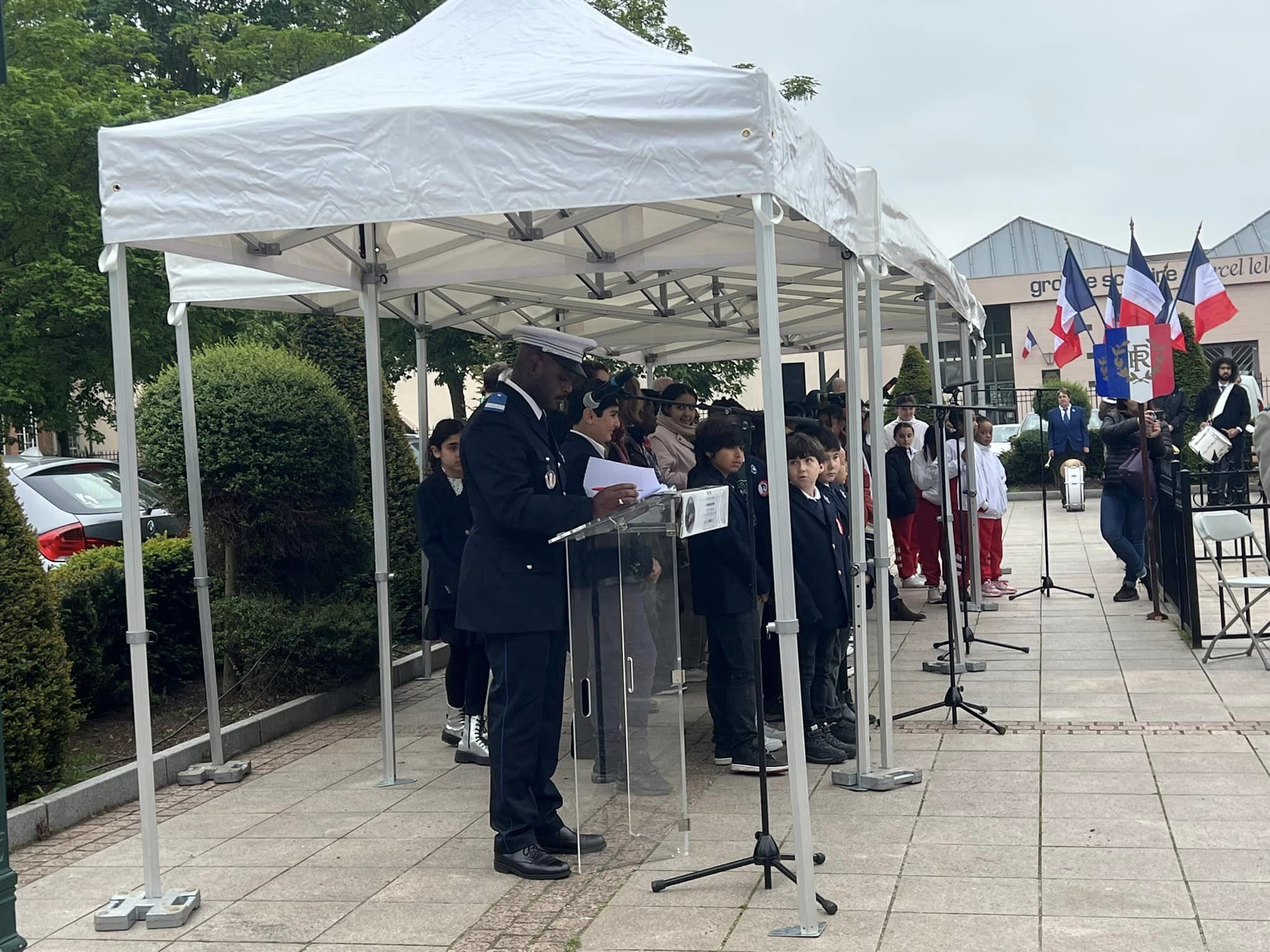 Participation à la Cérémonie commémorative du 79e anniversaire de la victoire du 8 mai 1945
