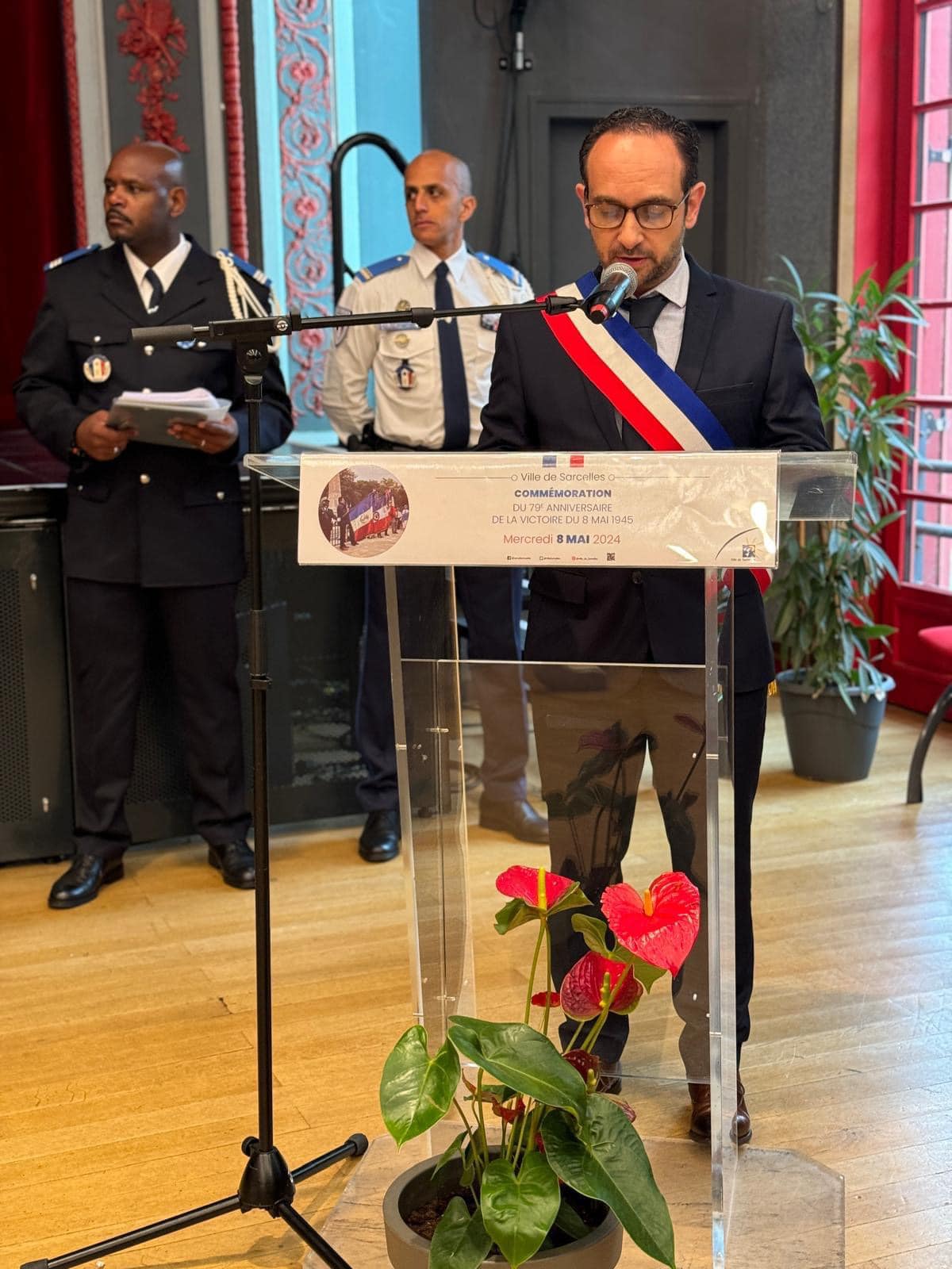 Participation à la Cérémonie commémorative du 79e anniversaire de la victoire du 8 mai 1945