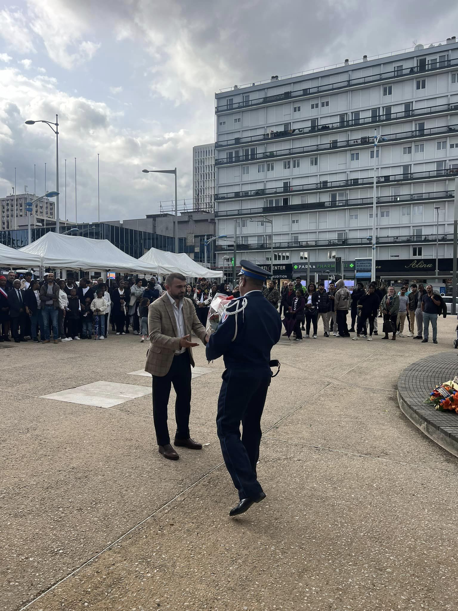 Journée Commémorative en Hommage aux Victimes de l'Esclavage Colonial