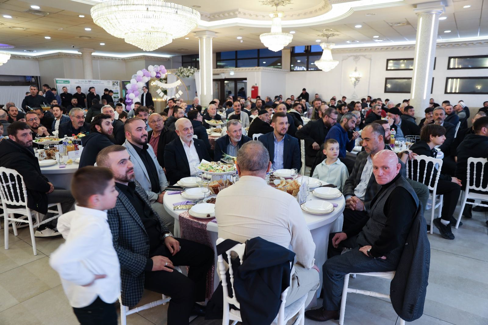 Iftar & Rupture du jeûne en famille 