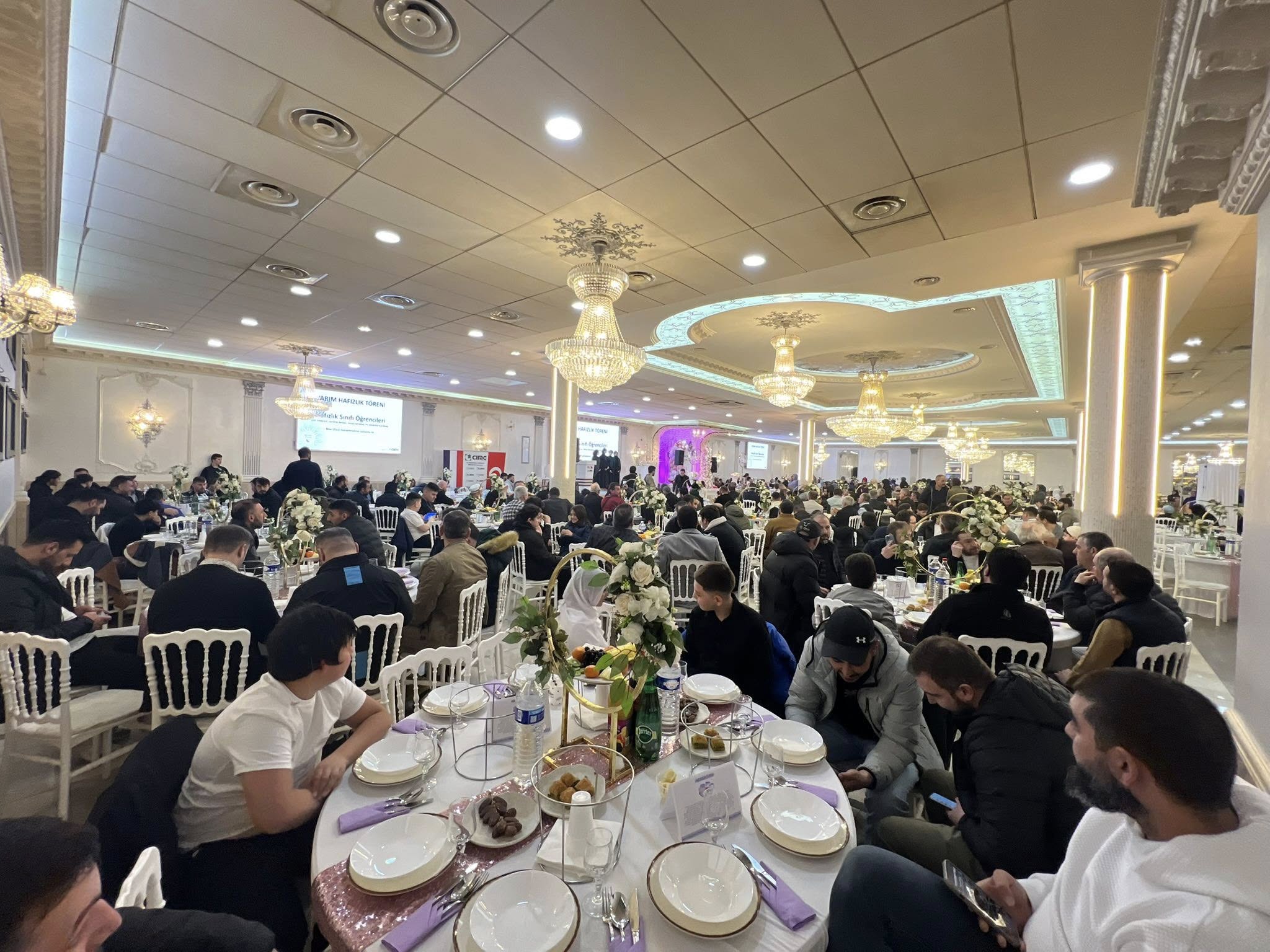 Iftar & Rupture du jeûne en famille 