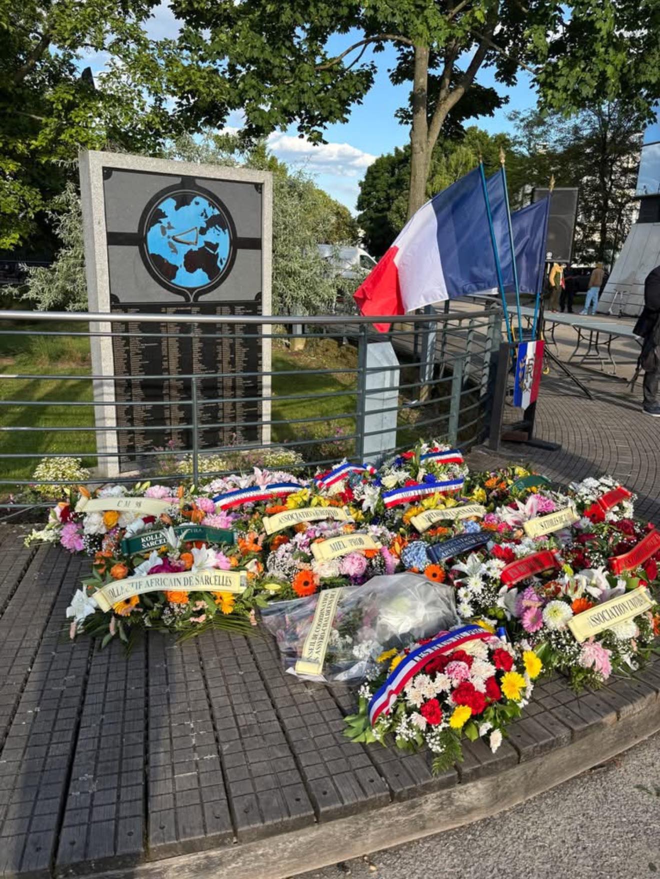 Hommage aux victimes de l’esclavage colonial 